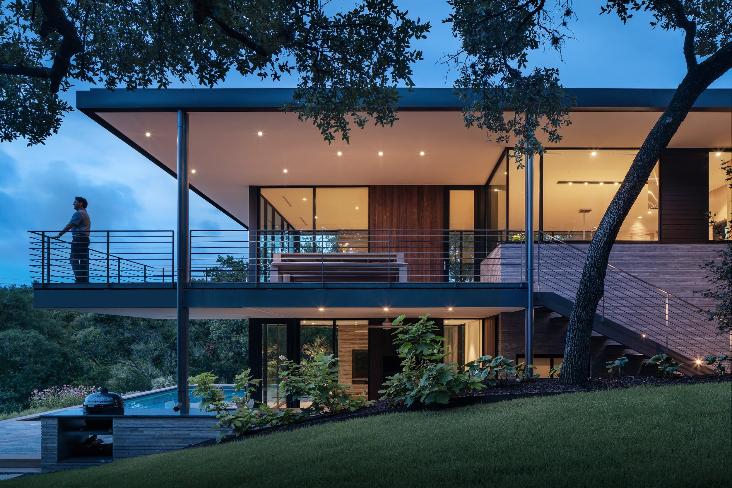 Inwood Residence - Side Yard Evening; A Parallel Architecture