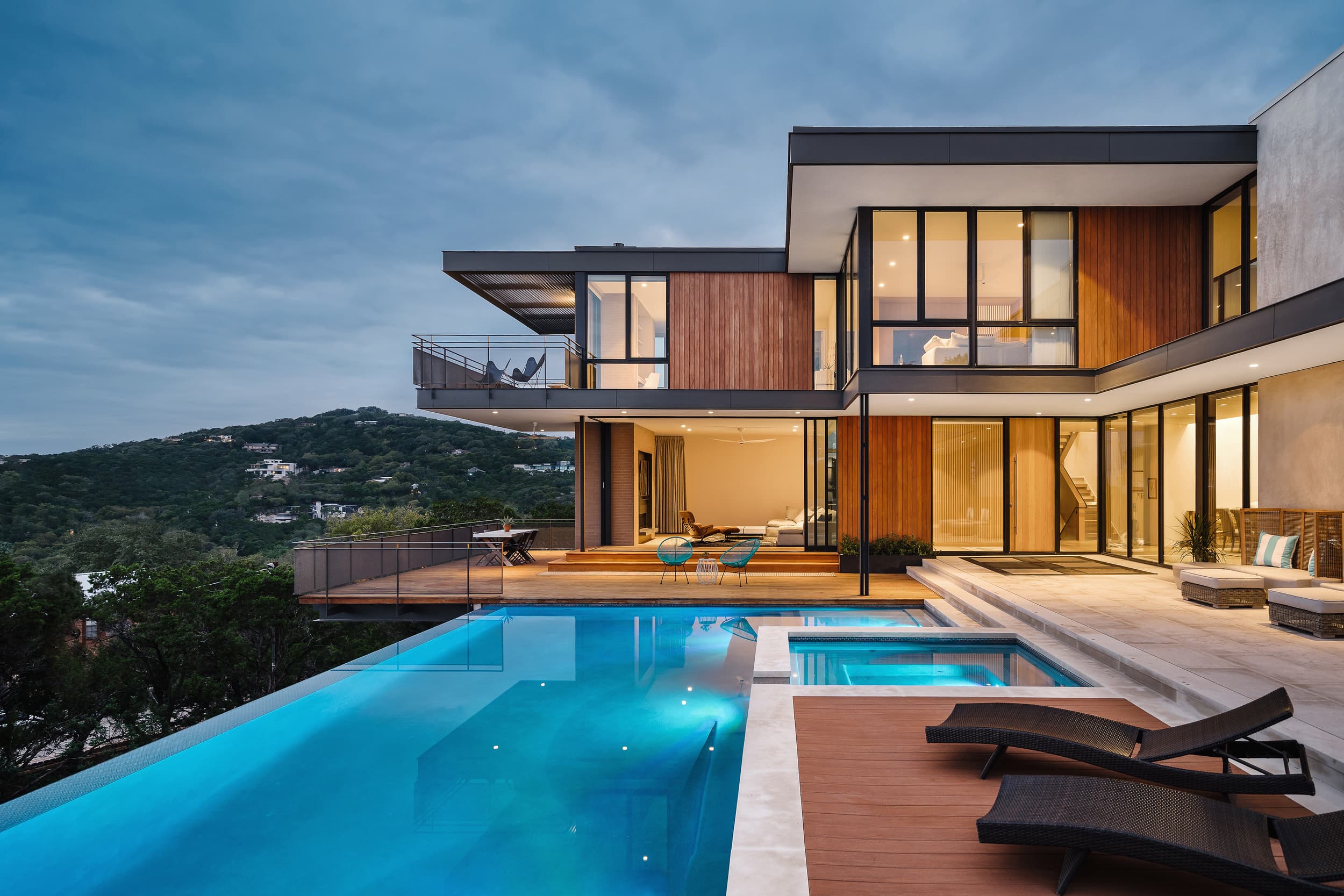 Mt Larson Residence - Pool; A Parallel Architecture