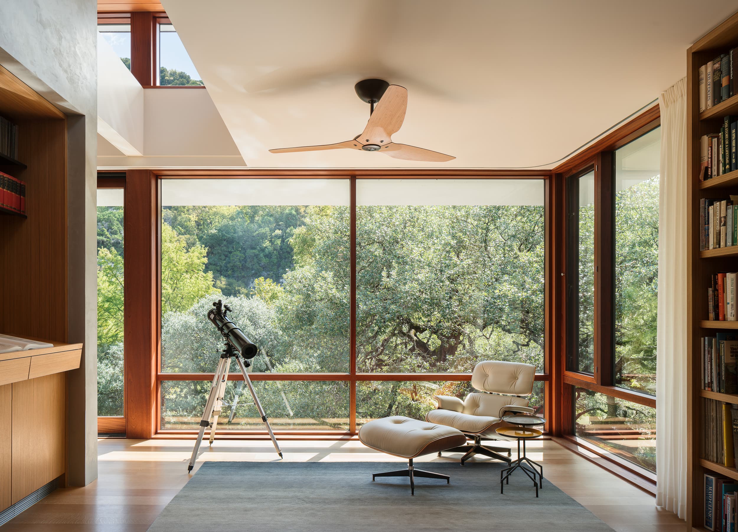 Radial House - Library; A Parallel Architecture