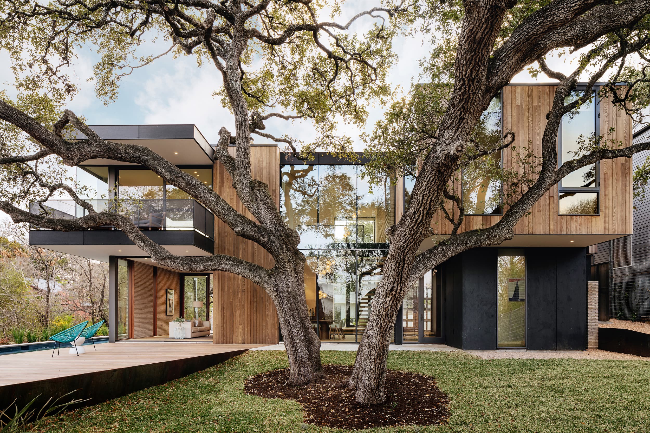 Retama House - Rear Elevation; A Parallel Architecture