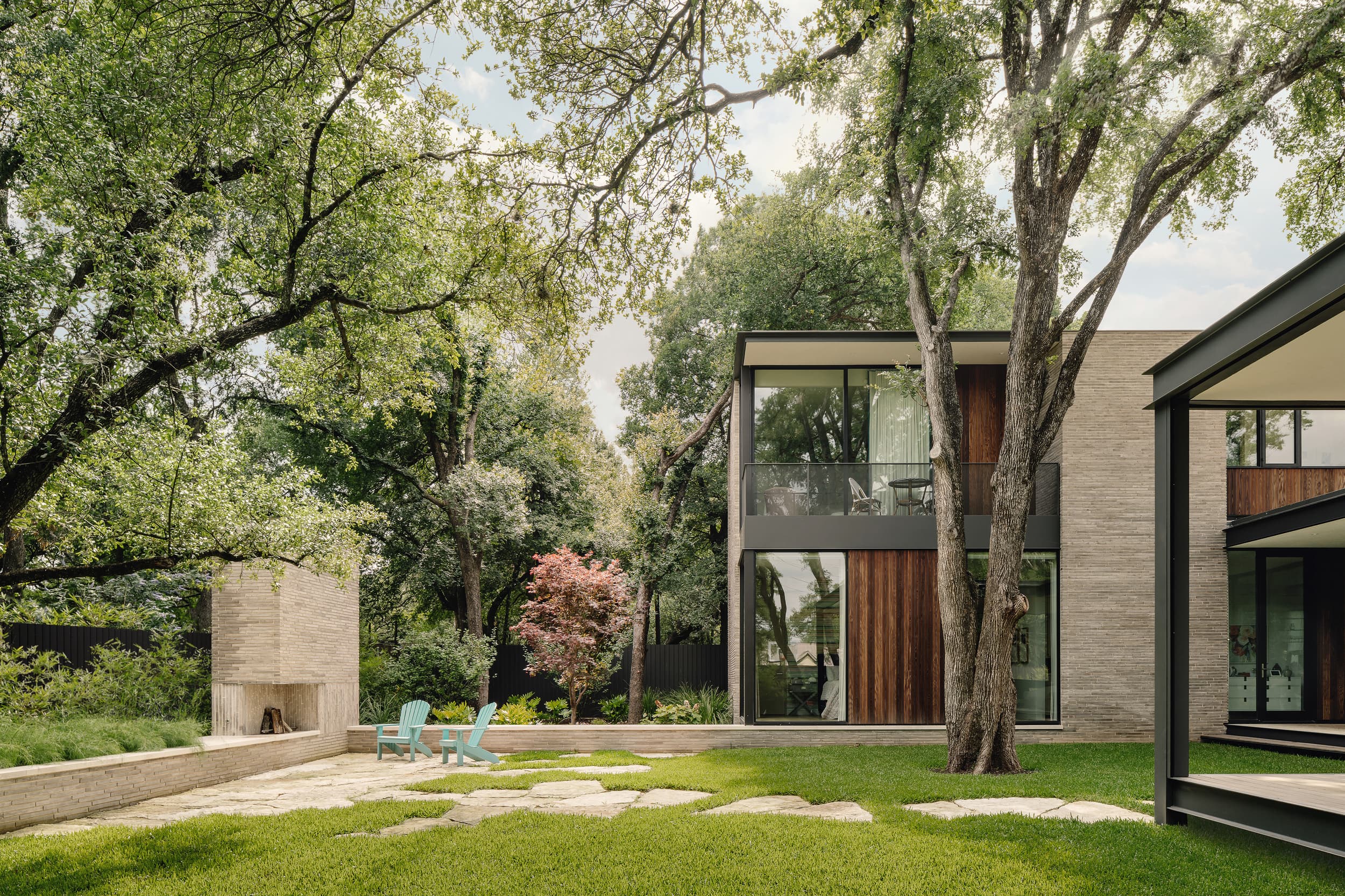 Rollingwood Residence - Backyard; A Parallel Architecture