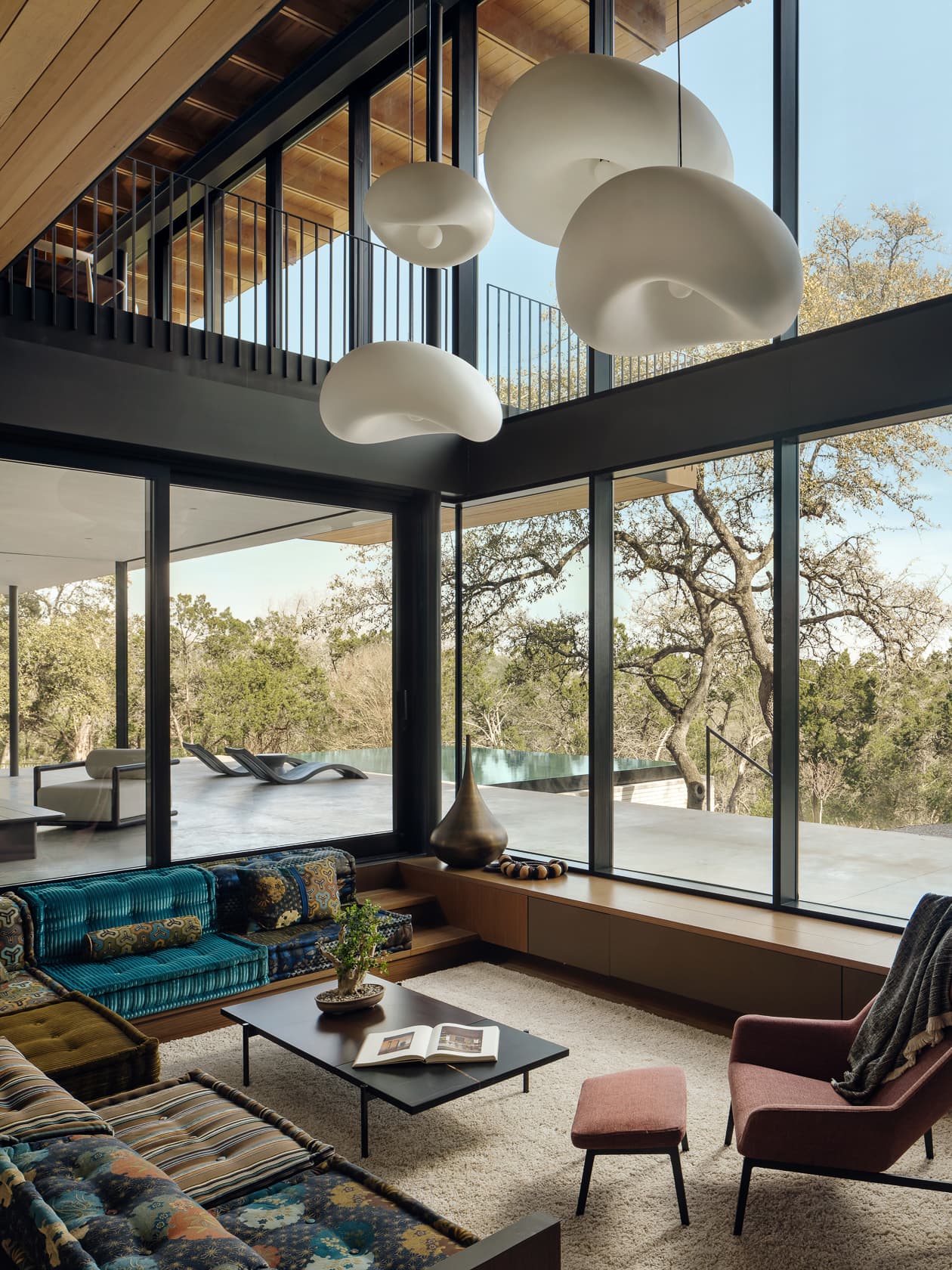 Terrace Mountain Residence - Conversation Pit; A Parallel Architecture