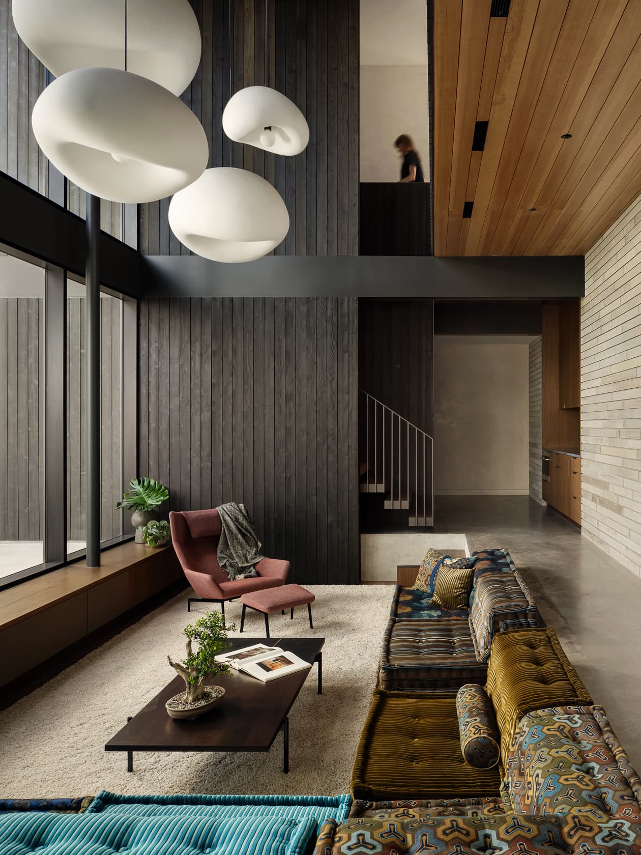 Terrace Mountain Residence - Conversation Pit; A Parallel Architecture