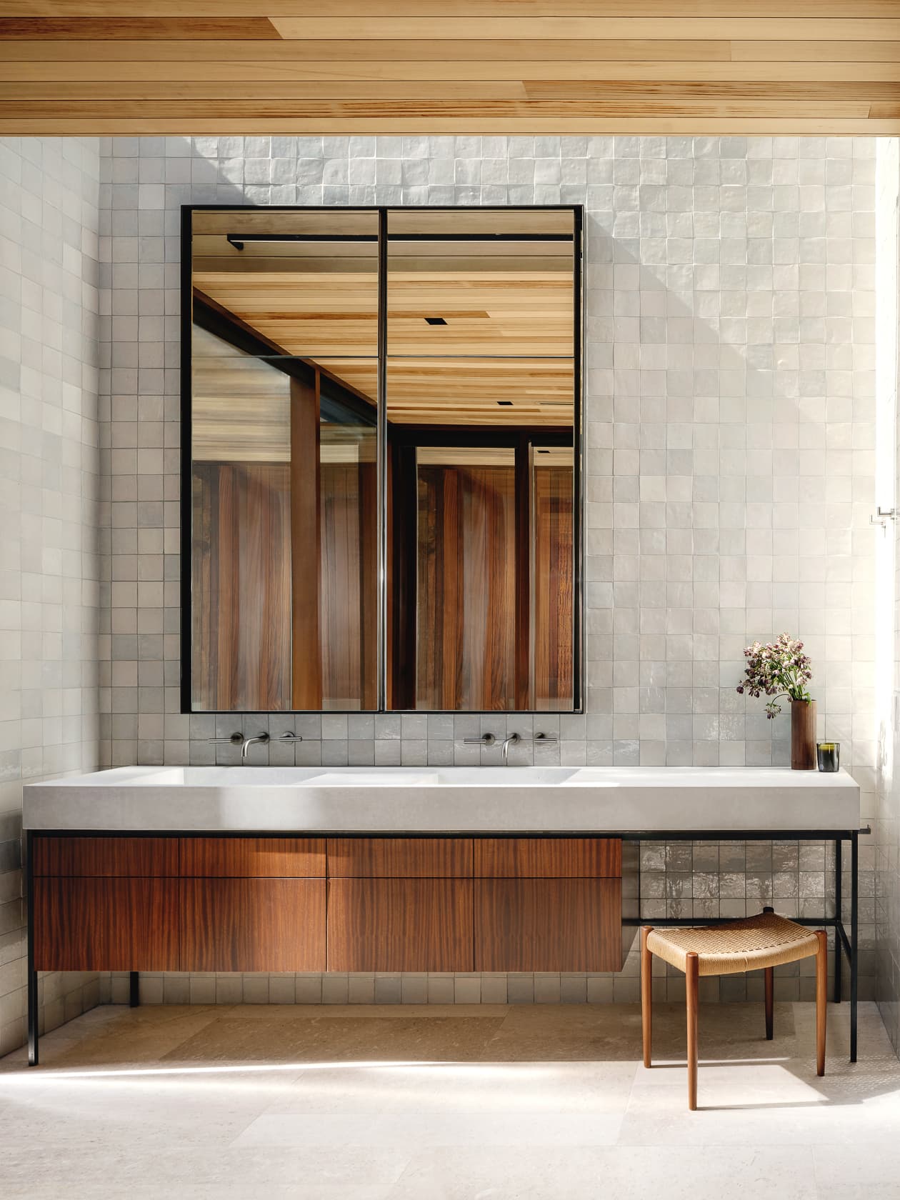 Water's Edge Residence - Primary Bathroom; A Parallel Architecture
