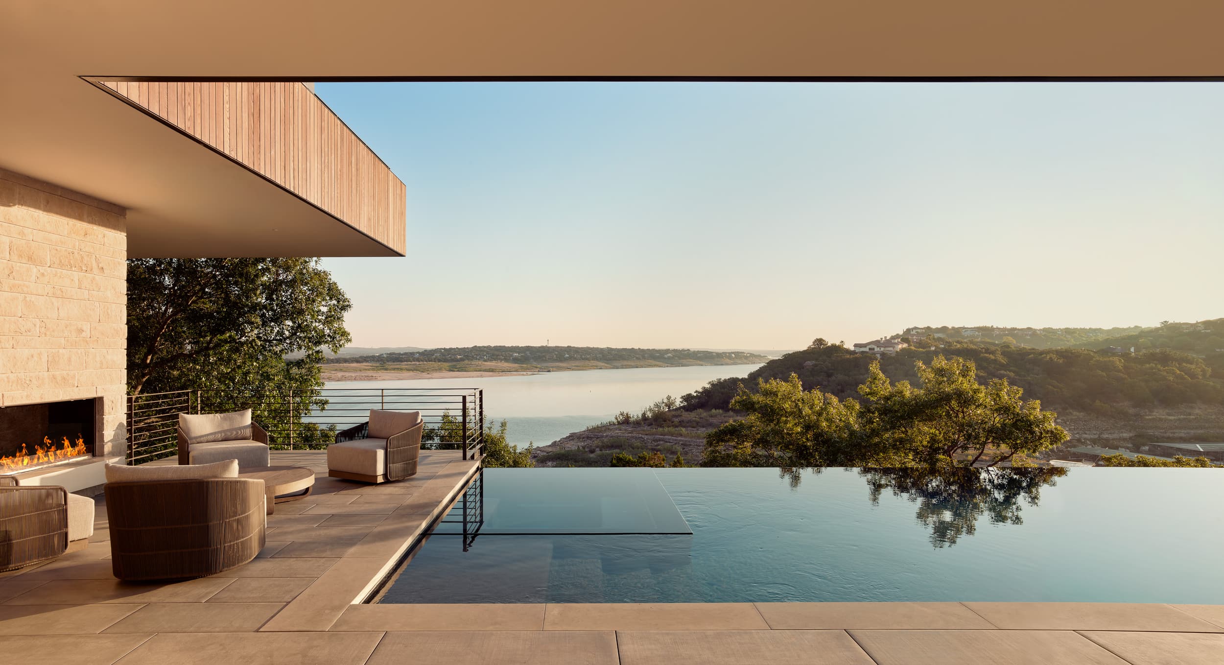 Overlook House - Lake View; A Parallel Architecture